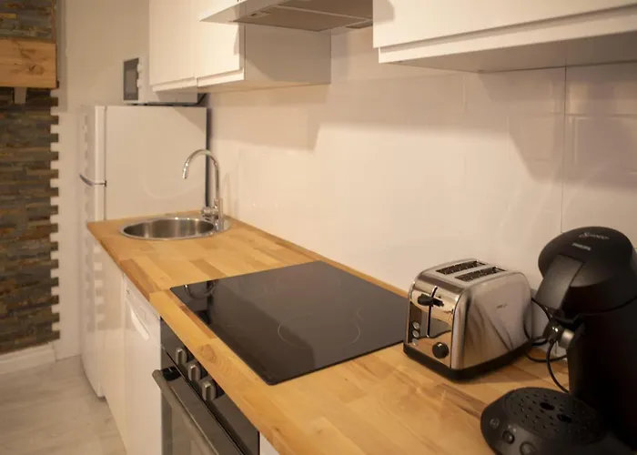 Le Nid 3 Etoiles Wifi, Netflix, Disney, Coeur De Bastide Apartment