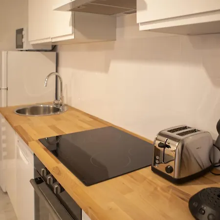 Le Nid 3 étoiles Wifi, Netflix, Disney, Coeur De Bastide Appartamento