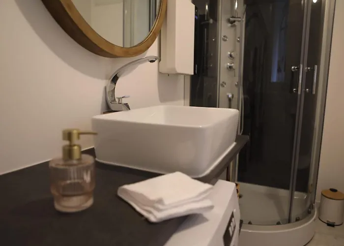 Le Nid 3 étoiles Wifi, Netflix, Disney, Coeur De Bastide * Villefranche-de-Rouergue